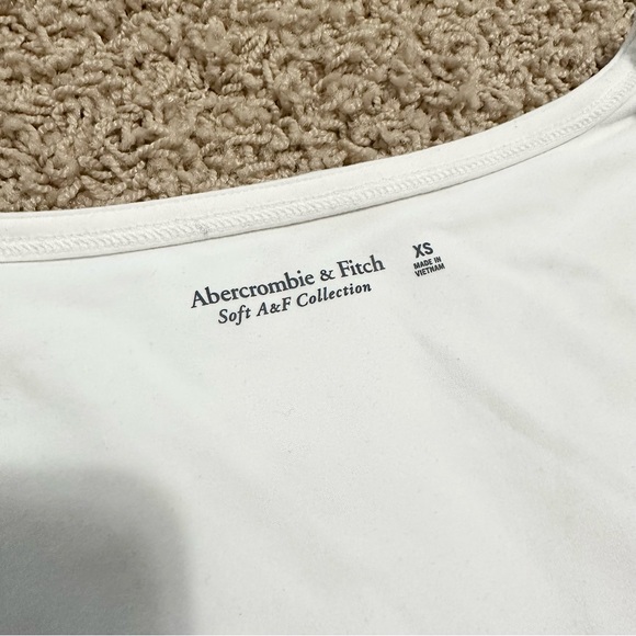 ❌SOLD❌ (NWOT) A&F Square Neck Long Sleeve Bodysuit - Picture 6 of 8